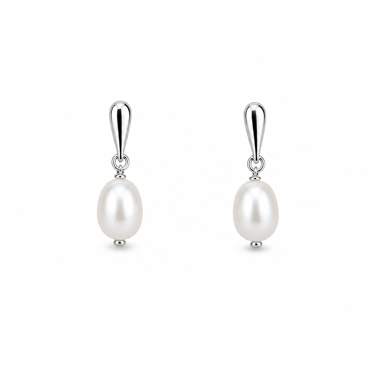 boucles d'oreilles classiques en perles d'eau douce