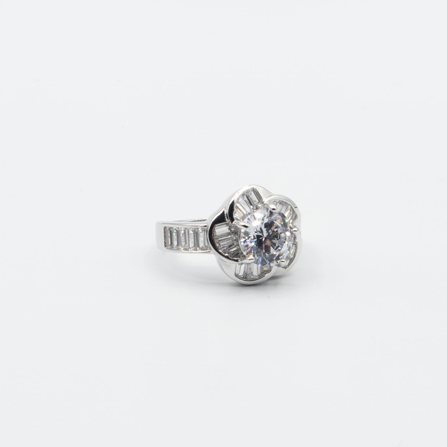 LYDIA - sterling silver flower ring