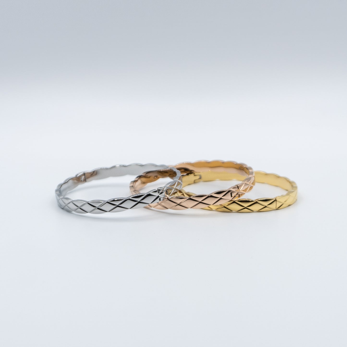 HALOW - stainless steel bangle