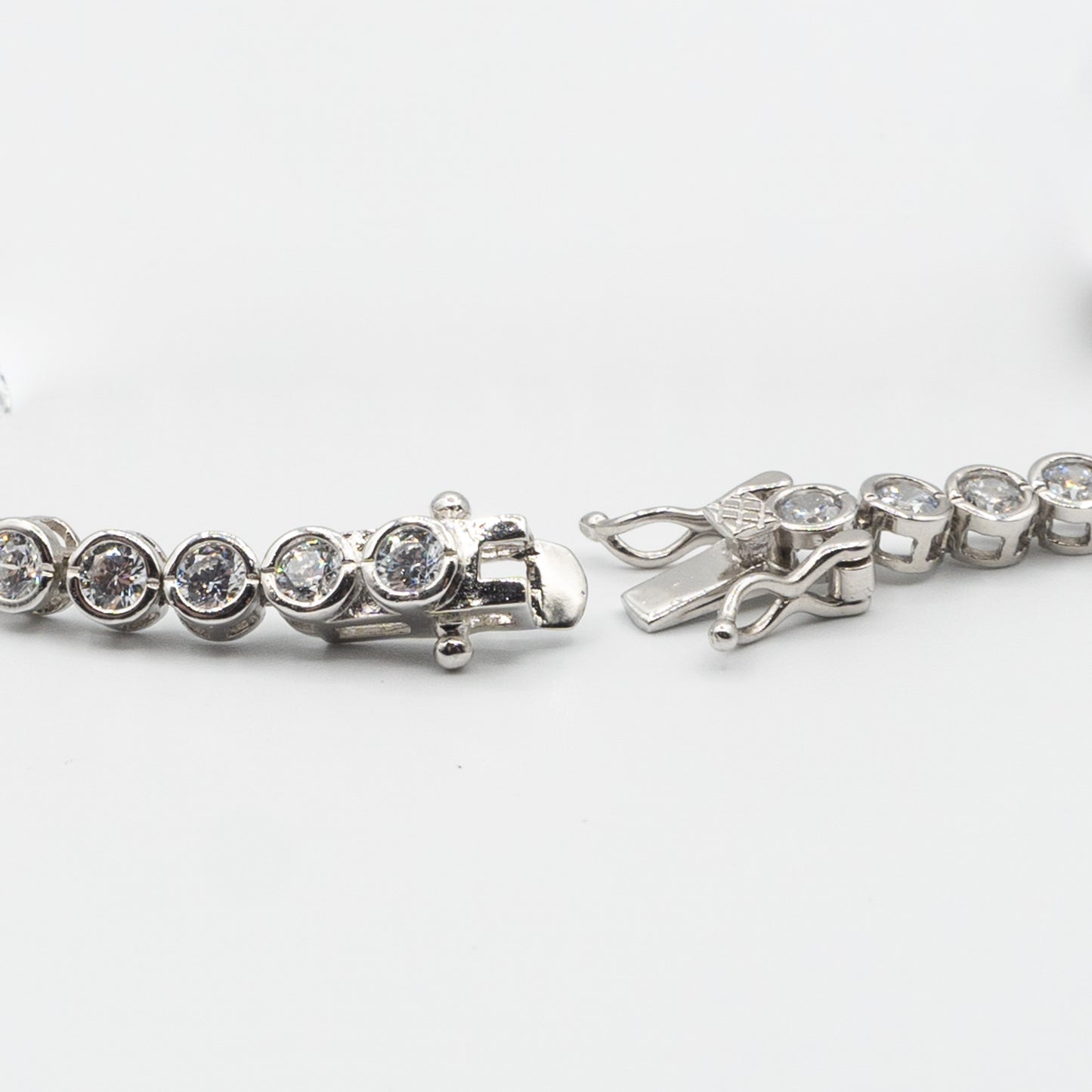ELLA- sterling silver beautiful round bracelet