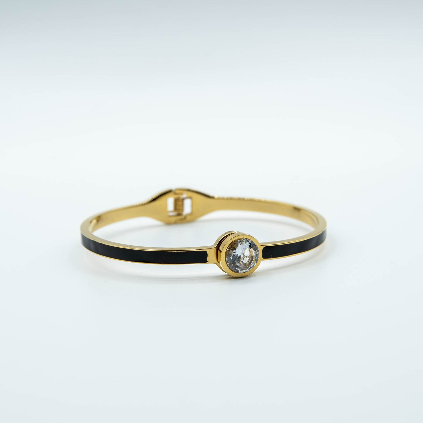 SUZAN stainless steel bangle