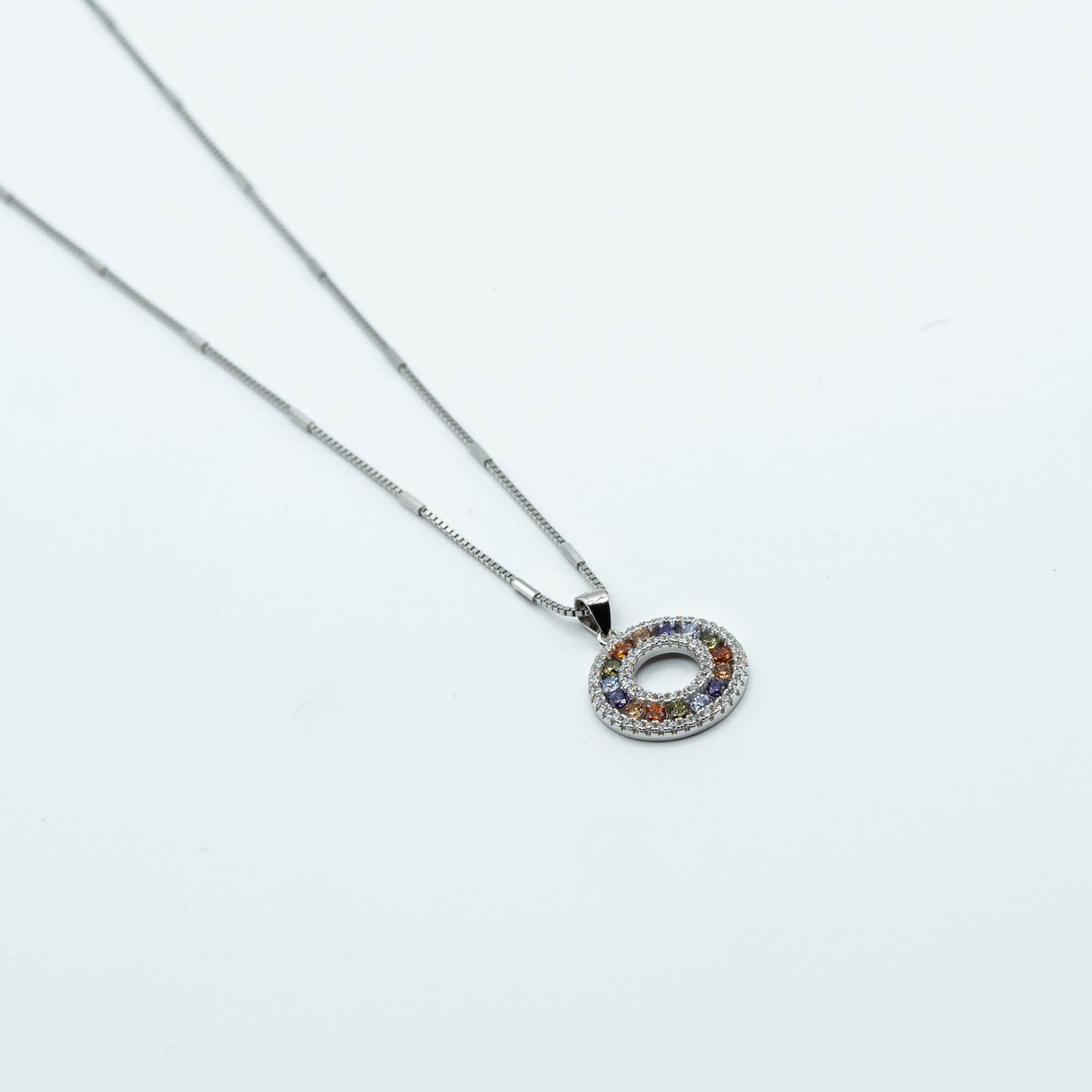 DK-925-437 -multicoloured Circle of friendship necklace