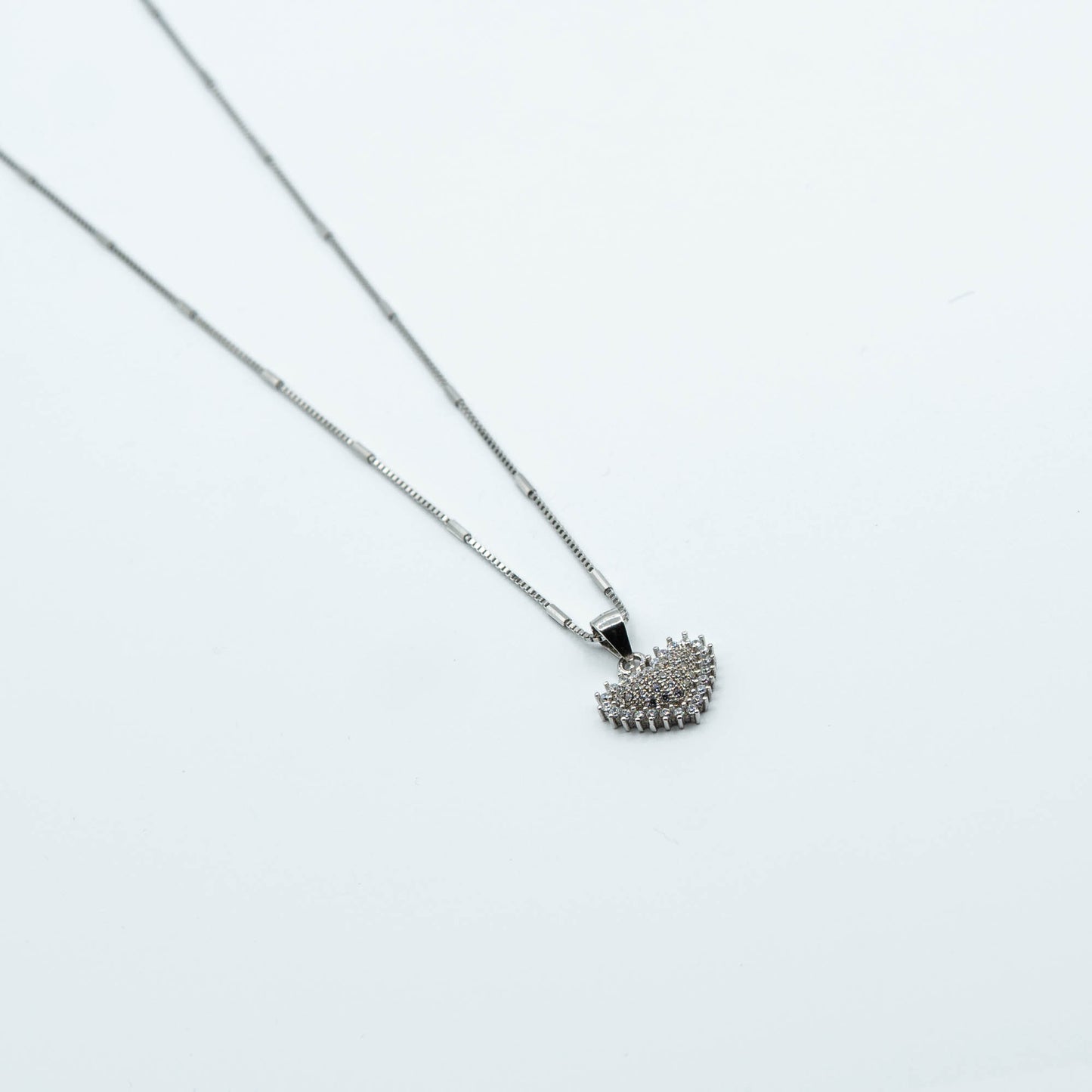DK-925-462- small micropavé heart necklace