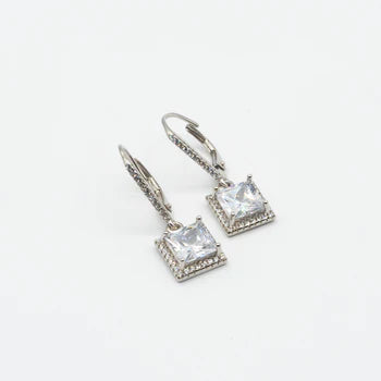 DK925-091 Lever back silver square earrings