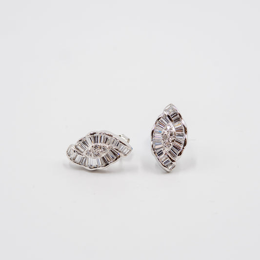 DK-925-158 Oval sterling silver earrings