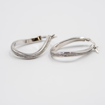 DK-925-168 sterling silver oval hoops
