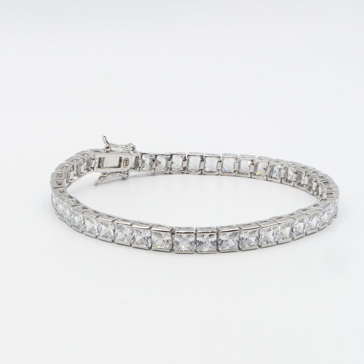 EMMA - sterling silver Square bracelet.