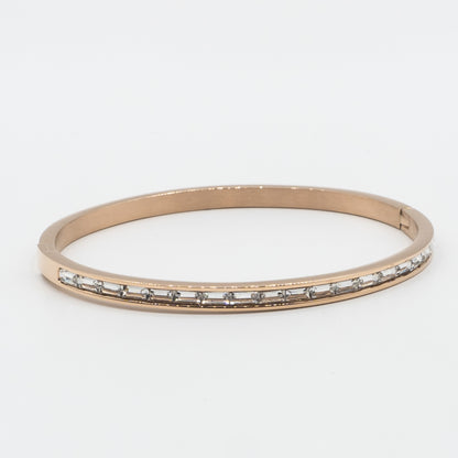 NAOMI -stainless steel bangle with Crystals