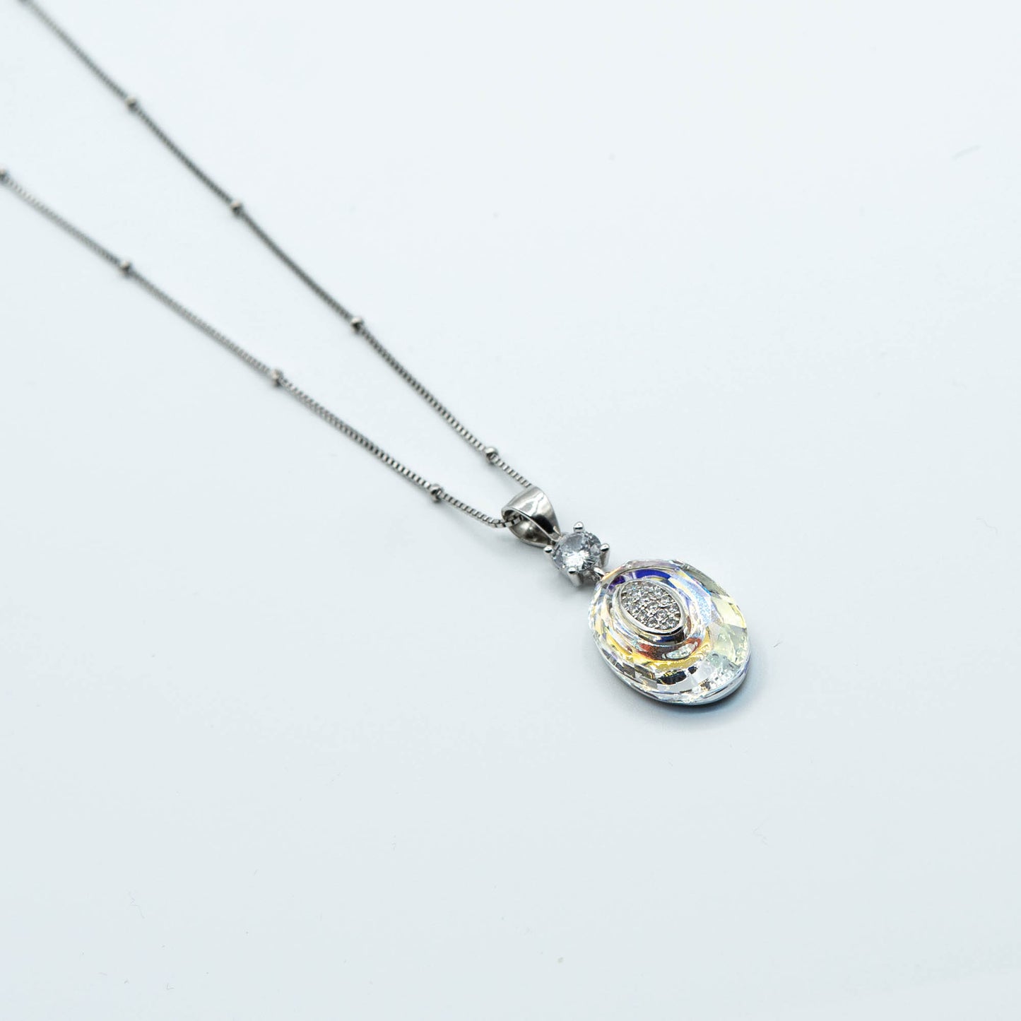CHLOE- beautiful oval Swarovski necklace