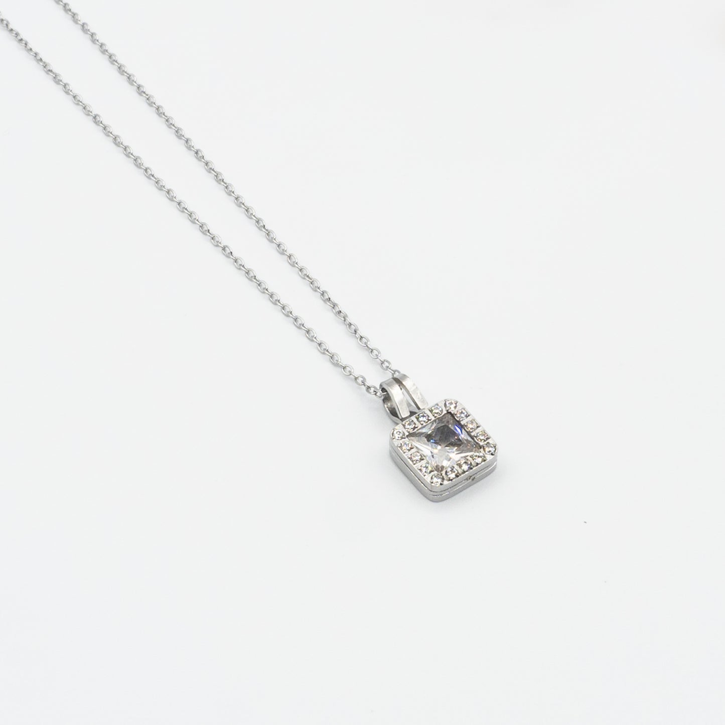 AYLA - stainless steel square necklace