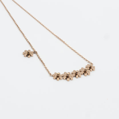 NAVAEH - stainless Stella flower necklace
