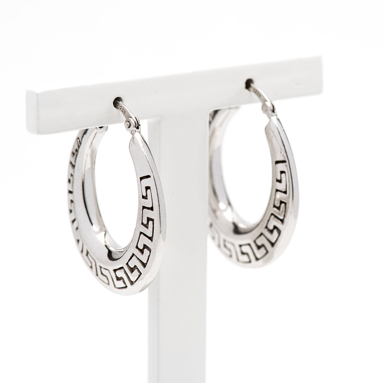 DK-925-100  light weight sterling silver earrings.