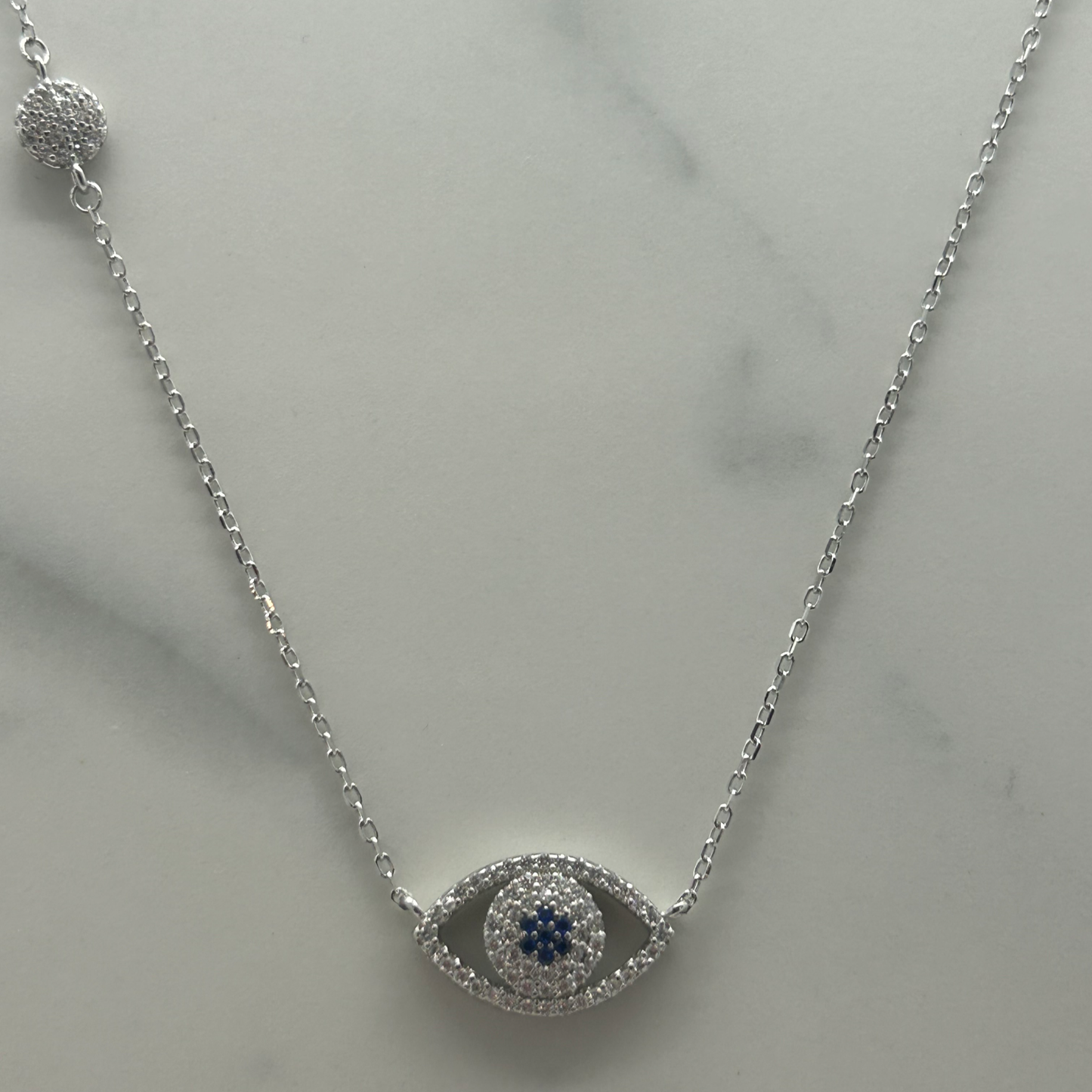 DK-925-457 Bleu oval eye necklace