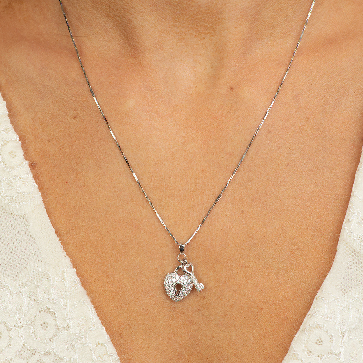 DK-925-433- key to my heart Necklace.